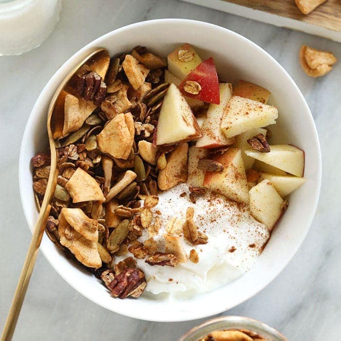 Apple Cinnaon Granola (vegan & gluten-free) - Fit Foodie Finds