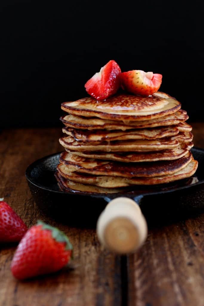 Grain-free-Yogurt-Almond-Pancakes5-e1407094908185-1