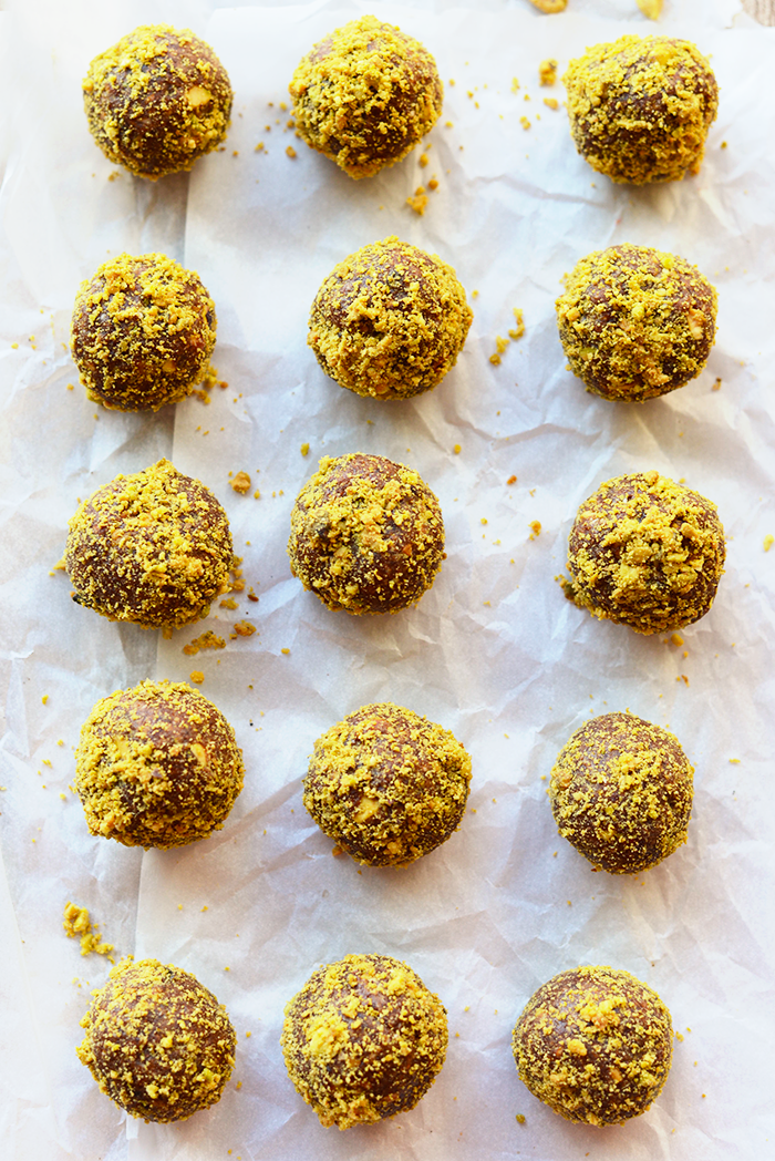 Need a quick snack? These healthy, protein-packed energy ball recipes make the perfect snack for a mid-morning pick-me-up! energy balls on a baking sheet
