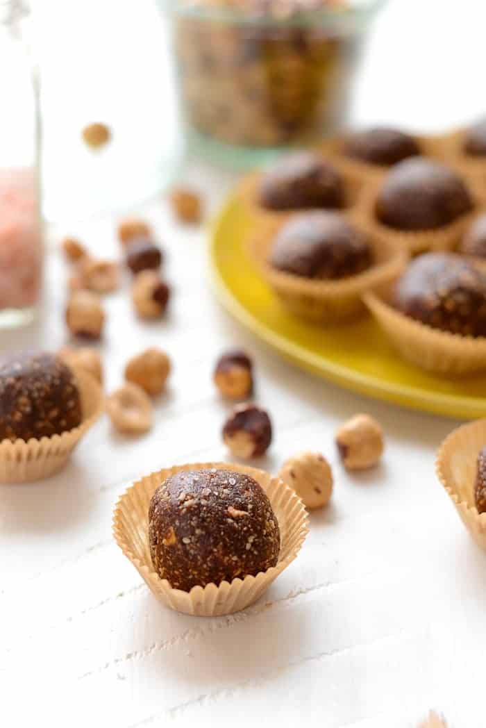 Who doesn't love Nutella and sea salt? Make these healthy energy balls made from hazelnuts, cocoa powder, dates, and sea salt for a guilt-free snack!