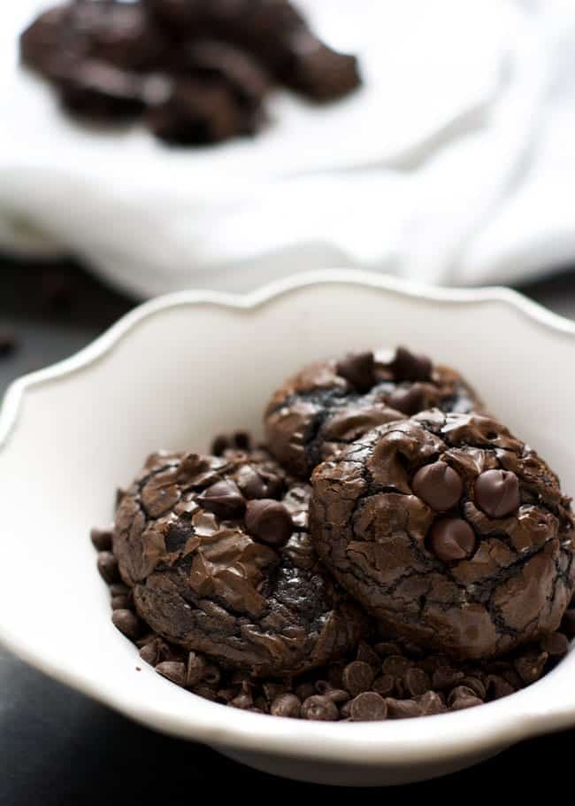 Looking for healthy christmas cookies? This is your one stop shop for all of your favorite holiday cookie recipes lightened-up with healthy ingredients!