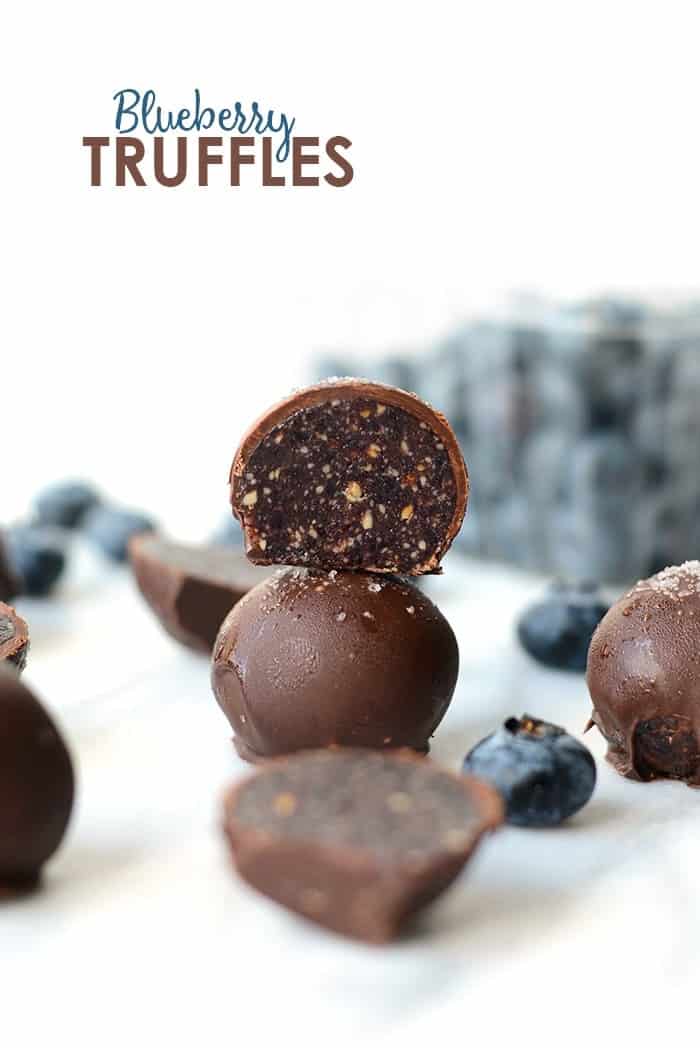Make these delicious clean eating blueberry truffles for a sweet treat made with dried fruit and dark chocolate! 