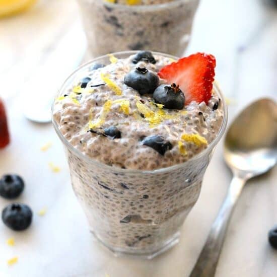 Blueberry chia pudding with lemon.