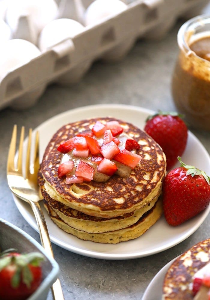 3 Ingredient Almond Flour Pancakes (+ video!) Fit Foodie Finds