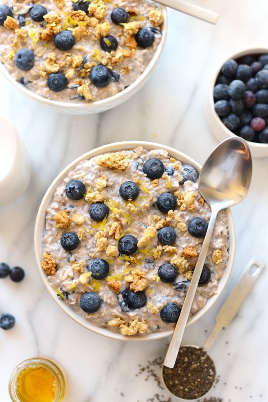 Blueberry Overnight Oats (tastes like dessert!) - Fit Foodie Finds