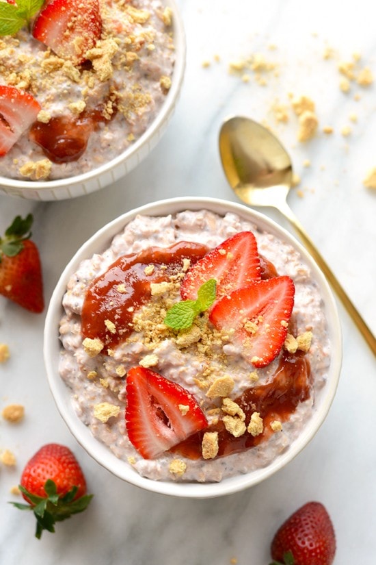 Strawberry Cheesecake Overnight Oats - Fit Foodie Finds