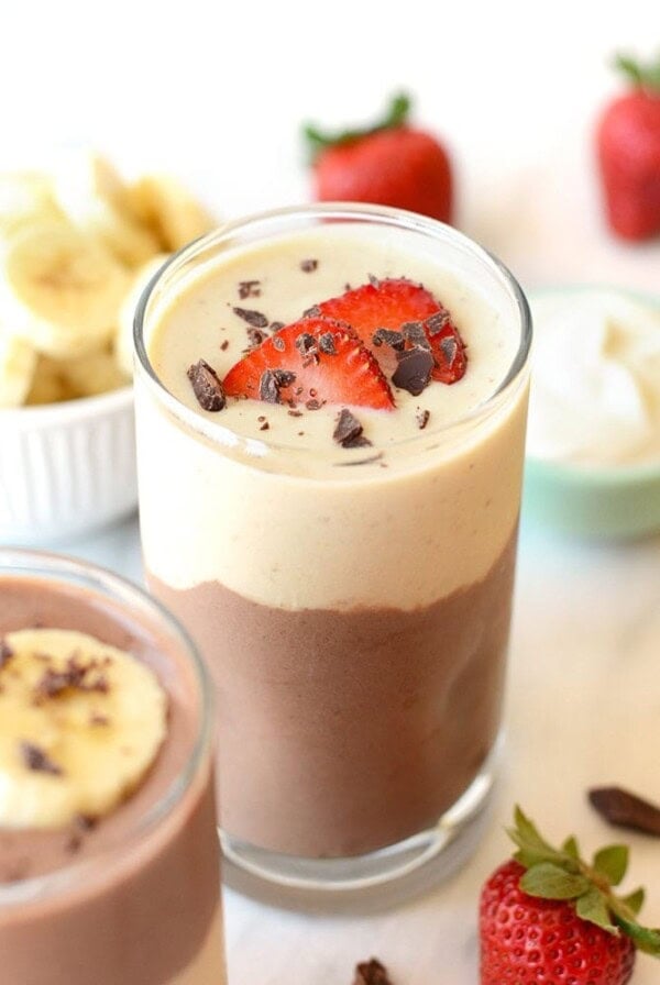 chocolate banana protein smoothie