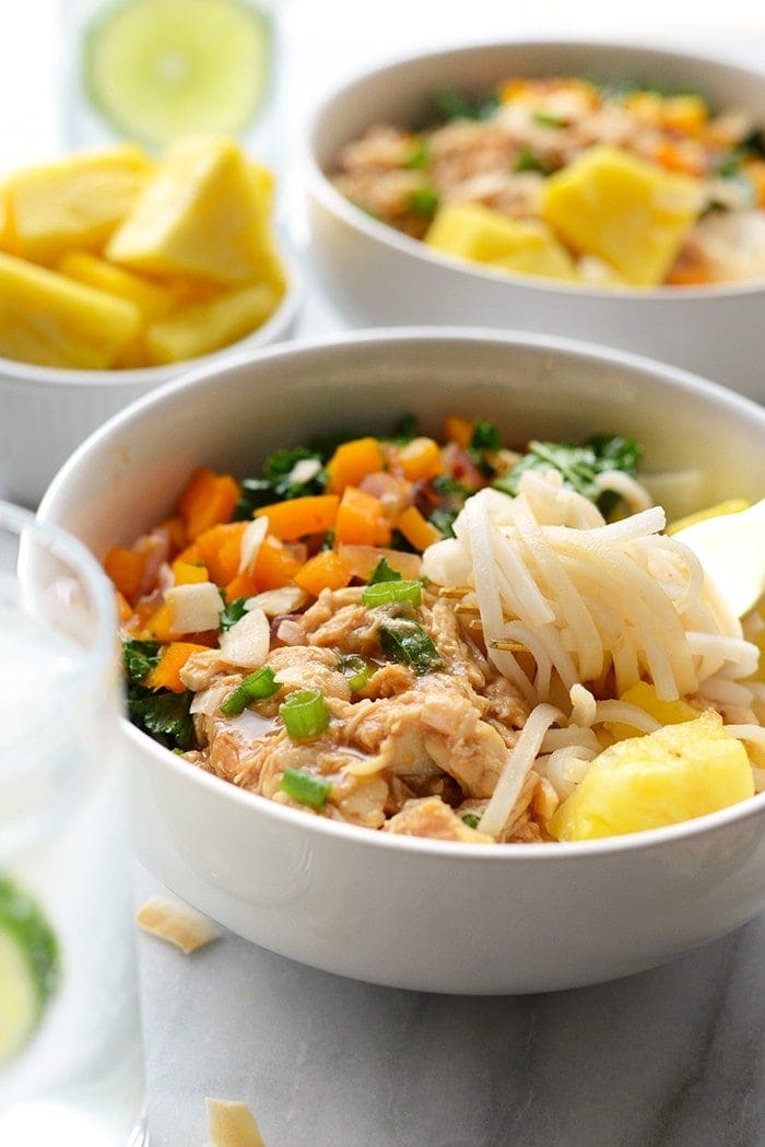 https://fitfoodiefinds.com/wp-content/uploads/2016/07/hawaiian-chicken-bowls.jpg