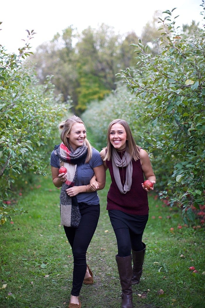 Minnesota Series- Minnetonka Orchards with the Girls