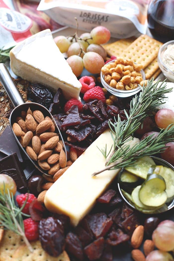 Tis the season for meat and cheese boards! I'm here to give you the low down on all things charcuterie boards with FFF partner, Lorissa's Kitchen!