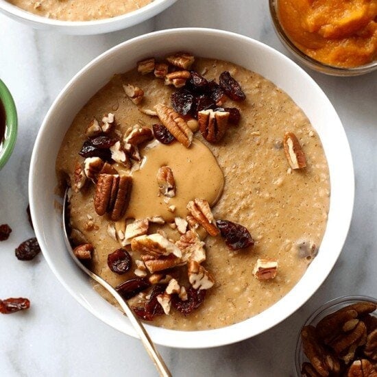 Slow cooker oatmeal with raisins and pecans.
