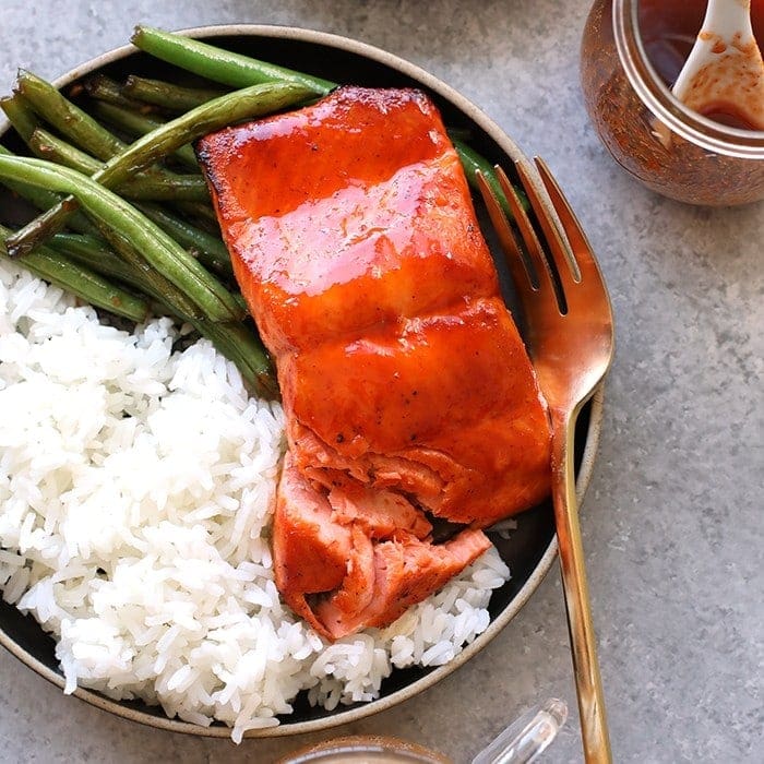 Broiled Honey Sriracha Salmon – Match Foodie Finds
