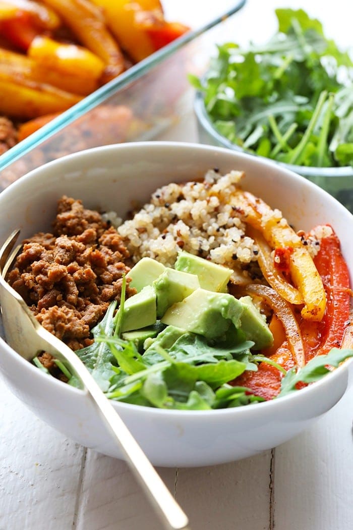All you need for Team Fit Foodie's go-to meal prep bowls is a protein + veggies + grains. Make lunch for the week a breeze and give Team fit Foodie's Go-To Meal Prep Bowl a try! 