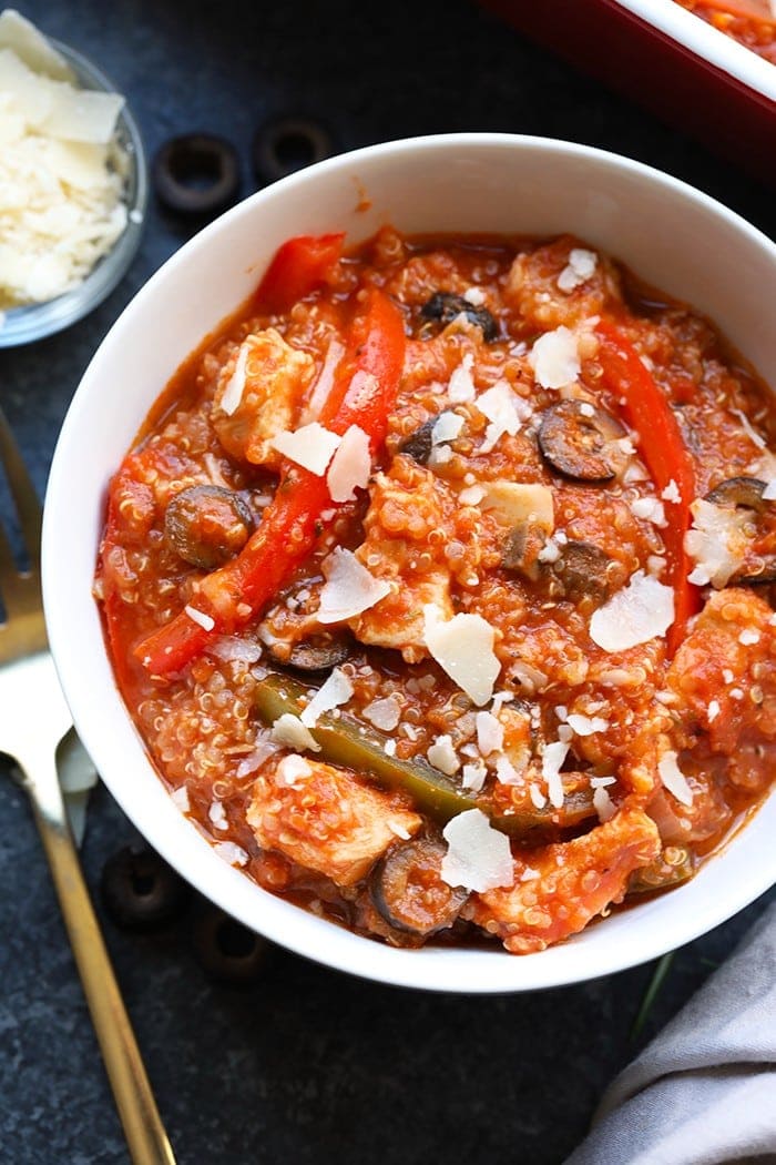 Try this Meal-Prep Chicken Cacciatore Quinoa Bake for dinner this week! It has all of the delicious flavors and ingredients of traditional chicken cacciatore, but with a healthy and quick twist!