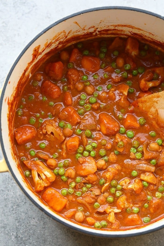 Tikka masala in a dutch oven