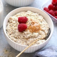 avena cortada en acero en un tazón