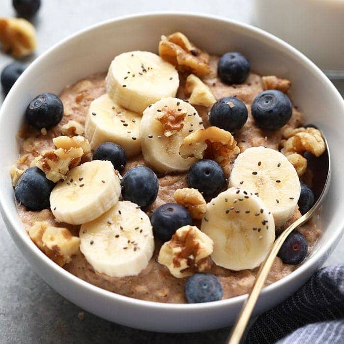 Easy Oatmeal Recipe - Fit Foodie Finds