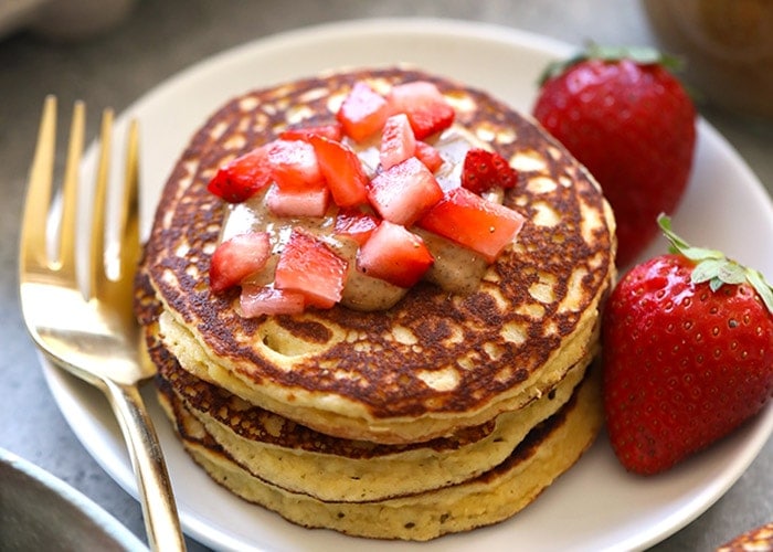 3-Ingredient Almond Flour Banana Pancakes