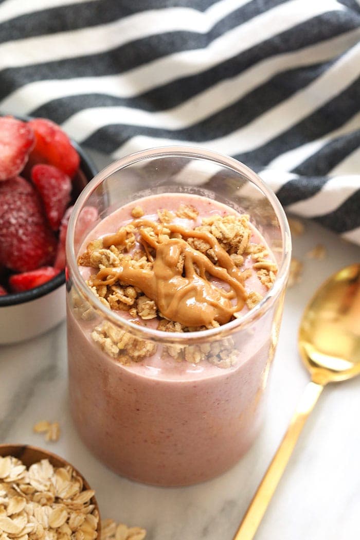 Breakfast Smoothie (strawberry + pb + protein) - Fit Foodie Finds