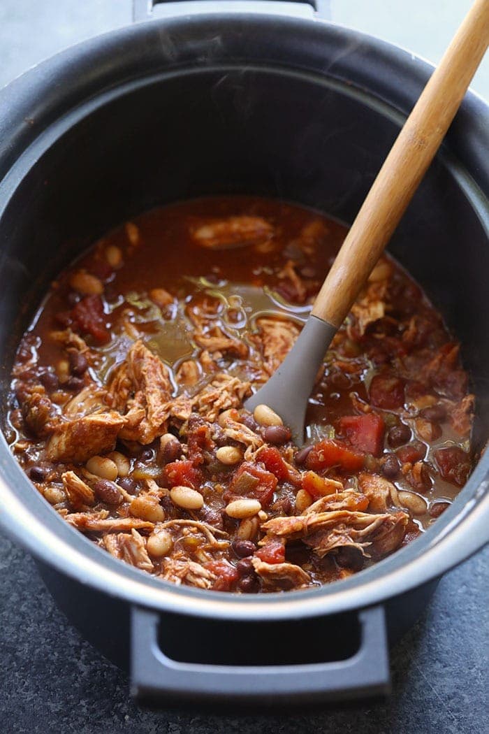 Crockpot Chicken Chili (set it and forget it!) - Fit Foodie Finds