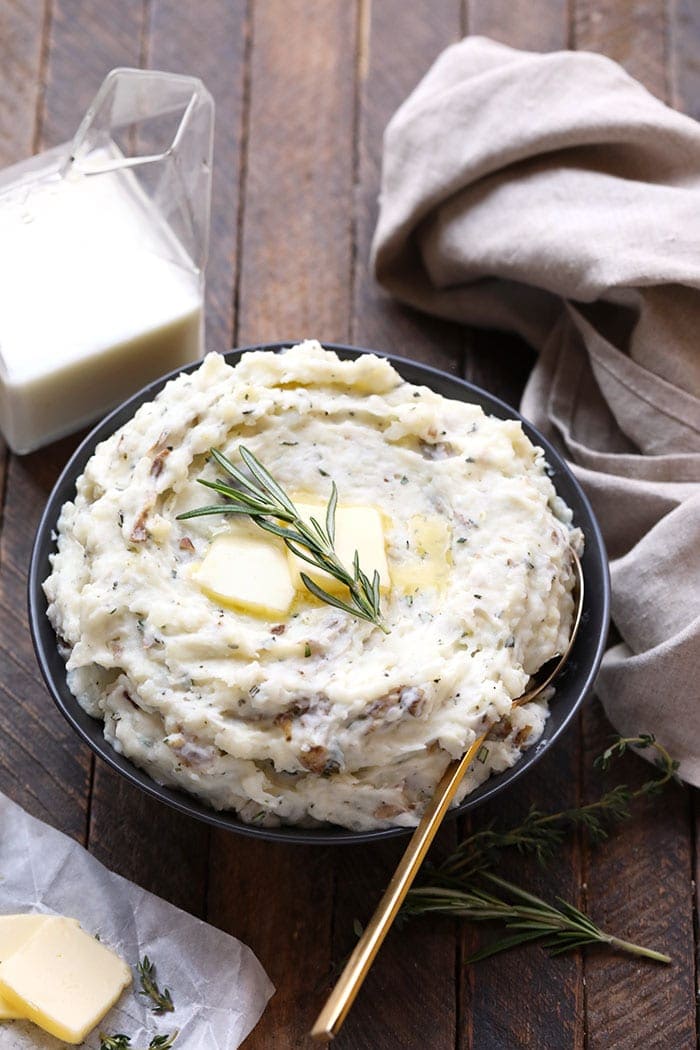 puré de patatas casero en un bol