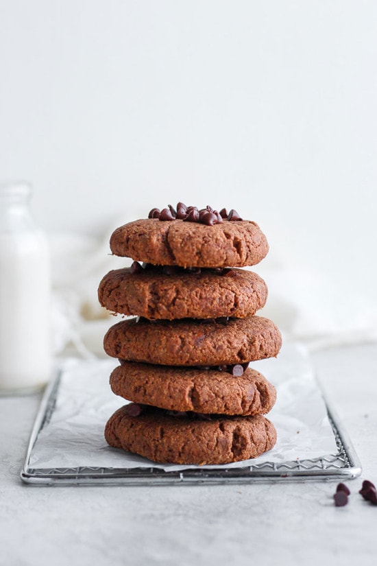 Chocolate Peanut Butter Protein Cookies (10g protein) - Fit Foodie Finds