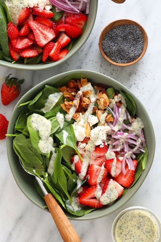 Strawberry Spinach Salad w/ Poppyseed Dressing! - Fit Foodie Finds