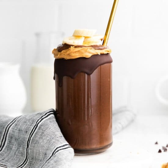 A delicious smoothie combining the flavors of chocolate and peanut butter.