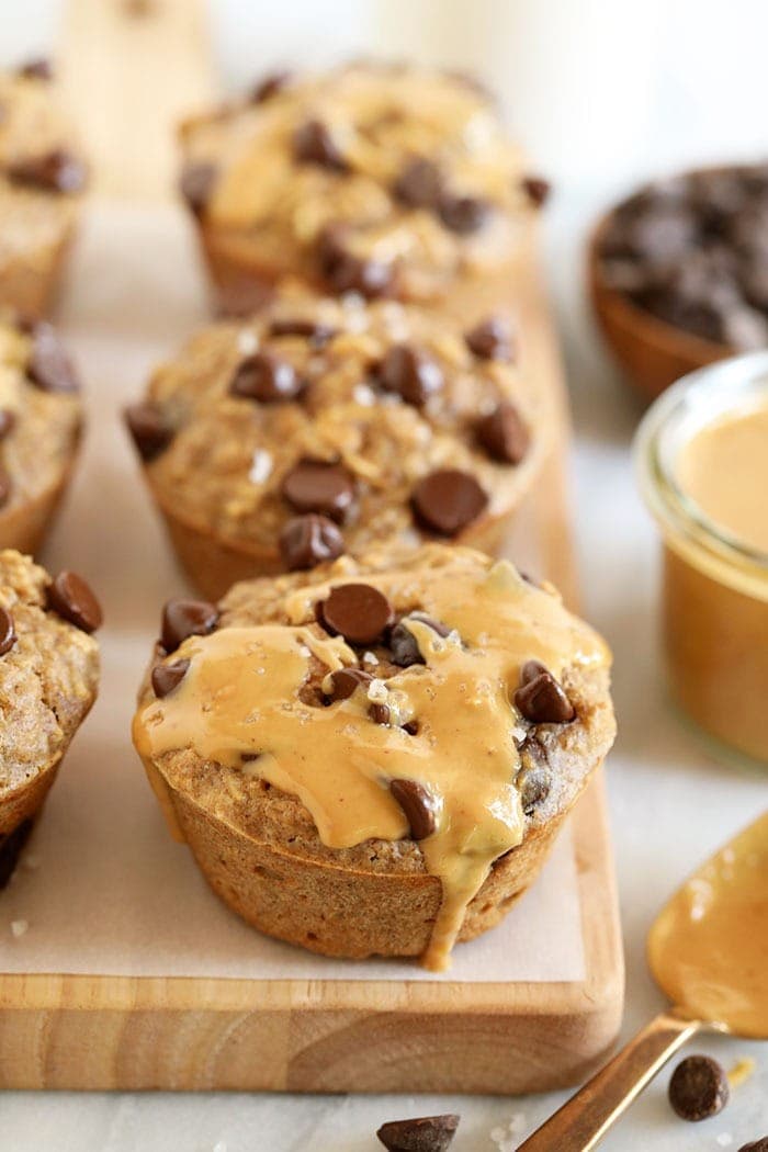 Peanut Butter Chocolate Chip Baked Oatmeal Cups - Fit Foodie Finds