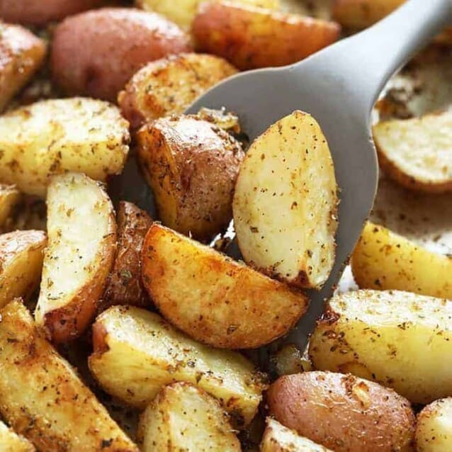 Crispy Roasted Red Potatoes (with yummy seasoning!) - Fit Foodie Finds