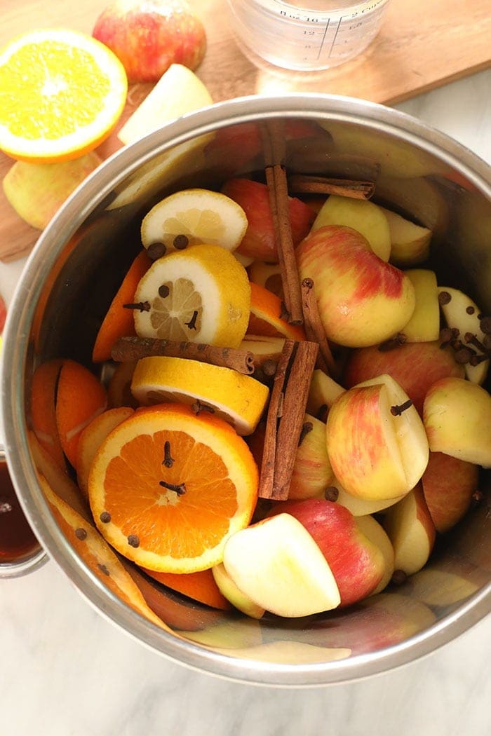 Apple cider ingredients in the Instant Pot