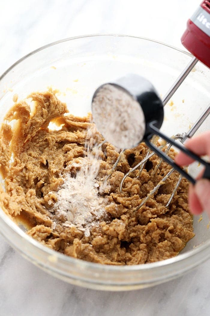 old fashioned oatmeal cookies batter