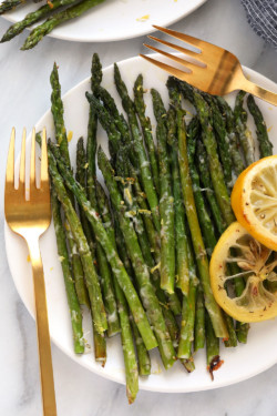 Oven Roasted Asparagus (How to Roast Asparagus) - Fit Foodie Finds