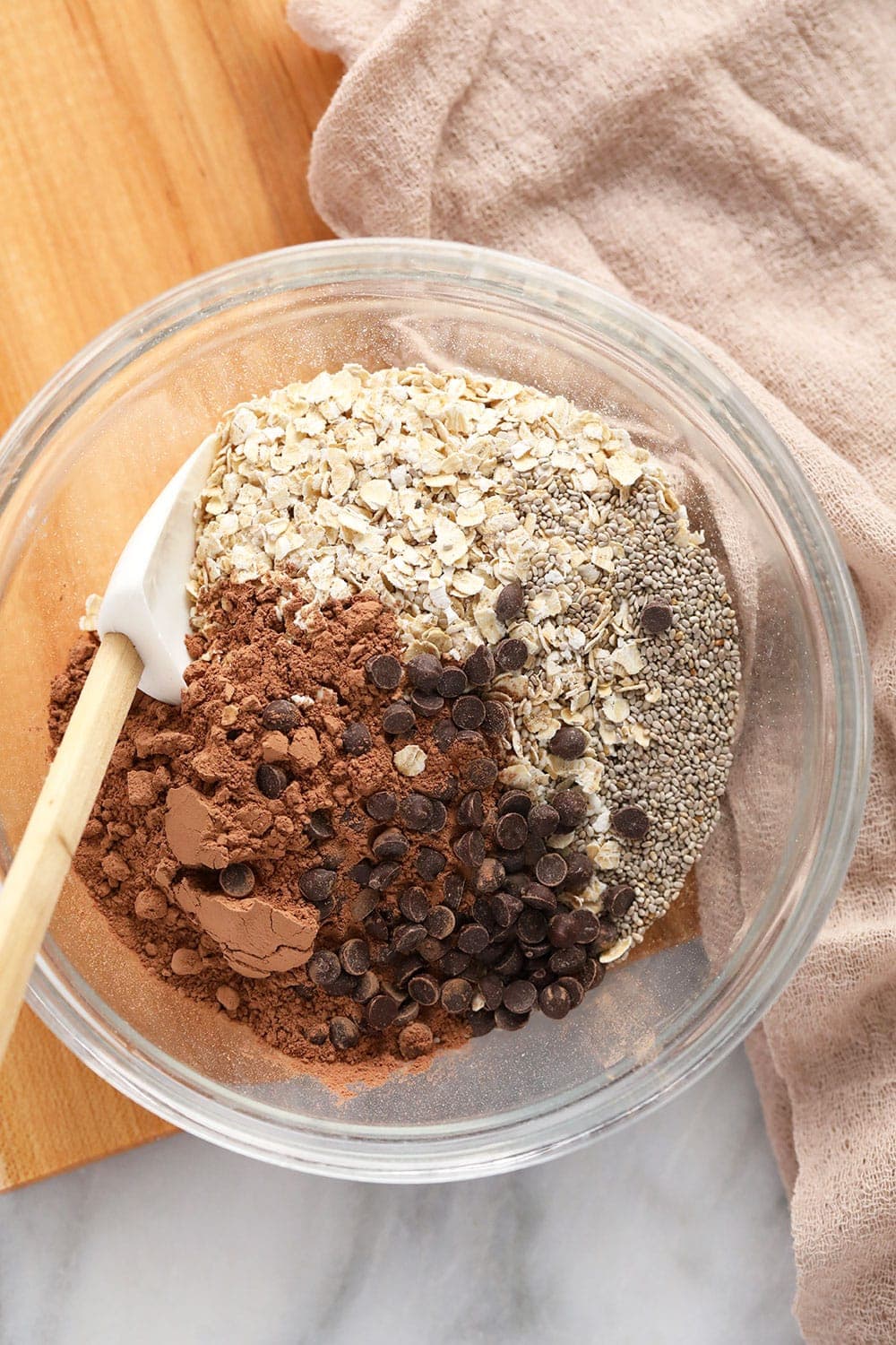 quick mocha overnight oats dry ingredients ready to be mixed together