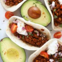 It only takes 5-ingredients to make this nutritious (and vegan!) Instant Pot Lentil Tacos recipe. Serve it on a tortilla, in a bowl or on nac،s!