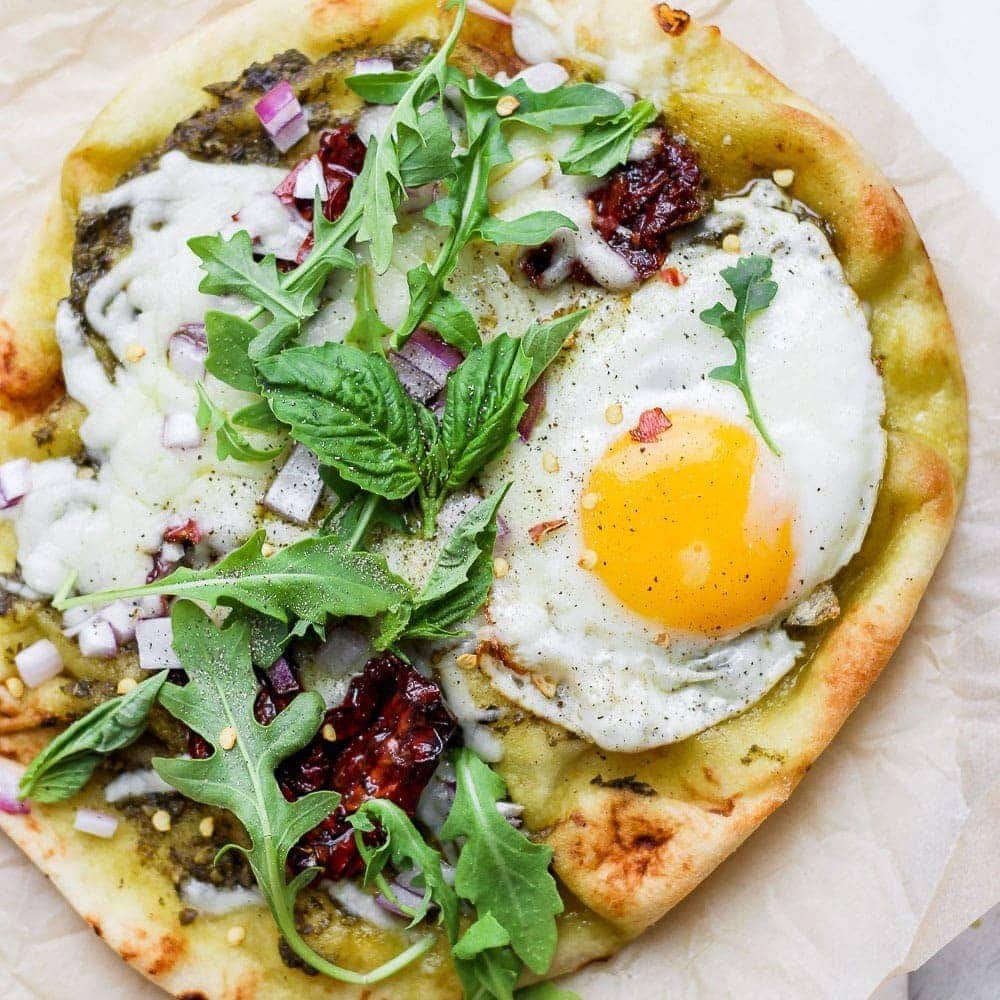 Naan Breakfast Pizzas