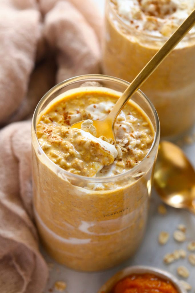 spoon in jar with overnight oats