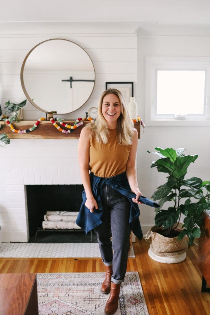 Our lululemon holiday wish list is here, and we can't wait to show you how versatile these pieces are. lee wearing a mens lululemon flannel