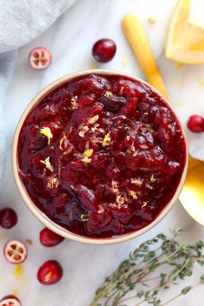 cranberry sauce in bowl