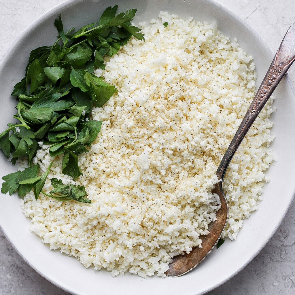 How to Make Cauliflower Rice (lowcarb rice option!) Fit Foodie Finds