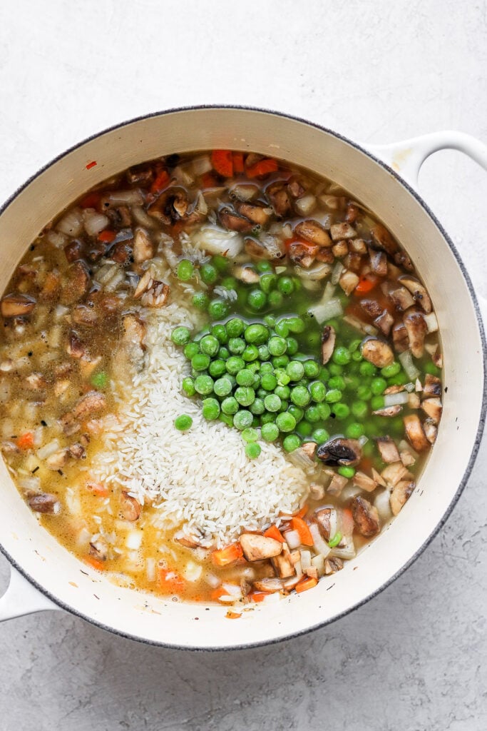 rice and veggies in stockpot.