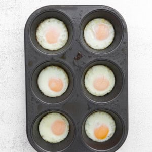 how to bake fried eggs in an oven