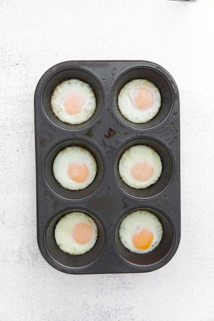 baked eggs in muffin tin