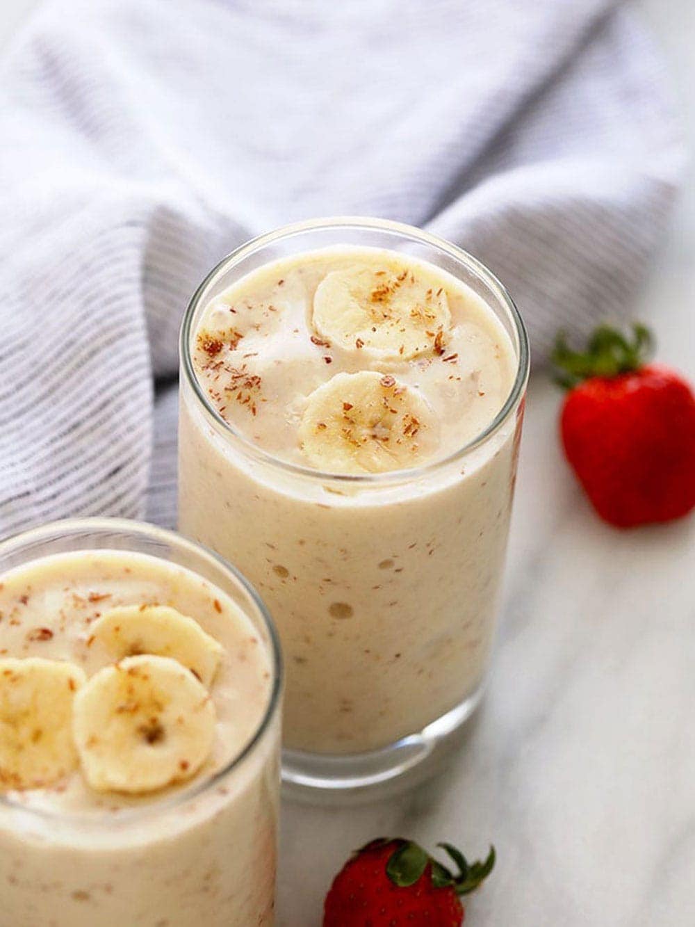 banana-smoothie-recipe-fit-foodie-finds