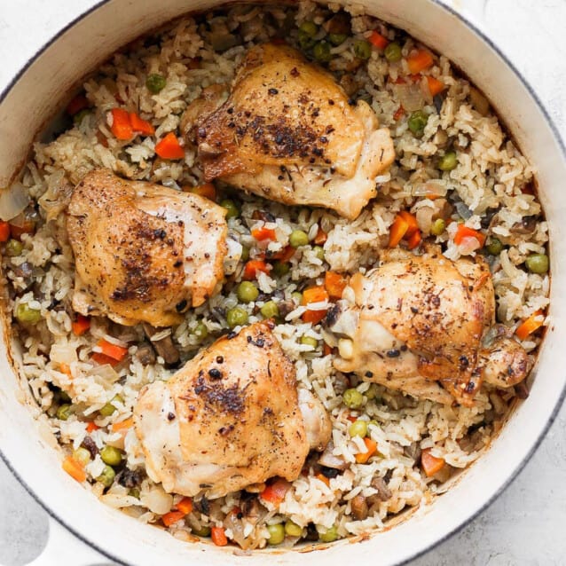https://fitfoodiefinds.com/wp-content/uploads/2021/02/chicken-and-rice-5-638x638.jpg