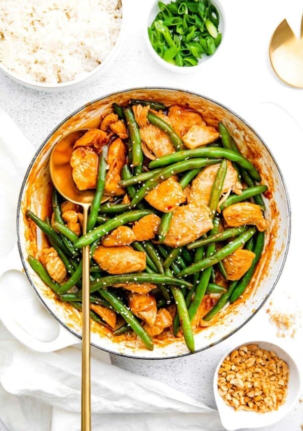 kung pao chicken in a pot