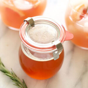 honey simple syrup in jar.