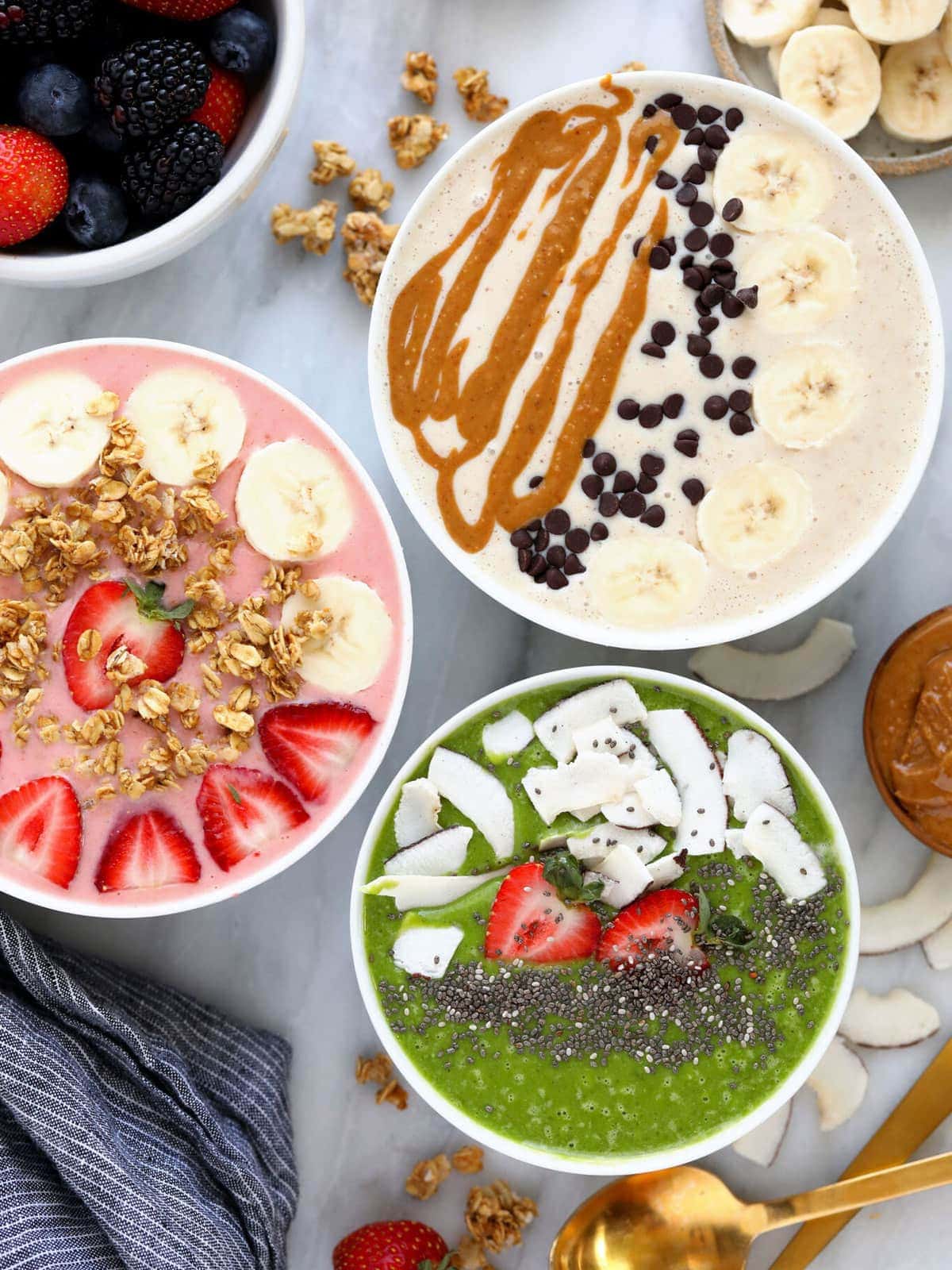 How to Make a Smoothie Bowl - Fit Foodie Finds