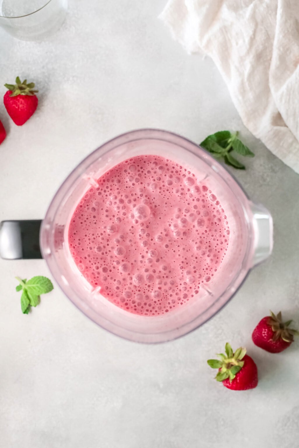 Strawberry Banana Smoothie (Frozen Fruit Smoothie) Fit Foodie Finds