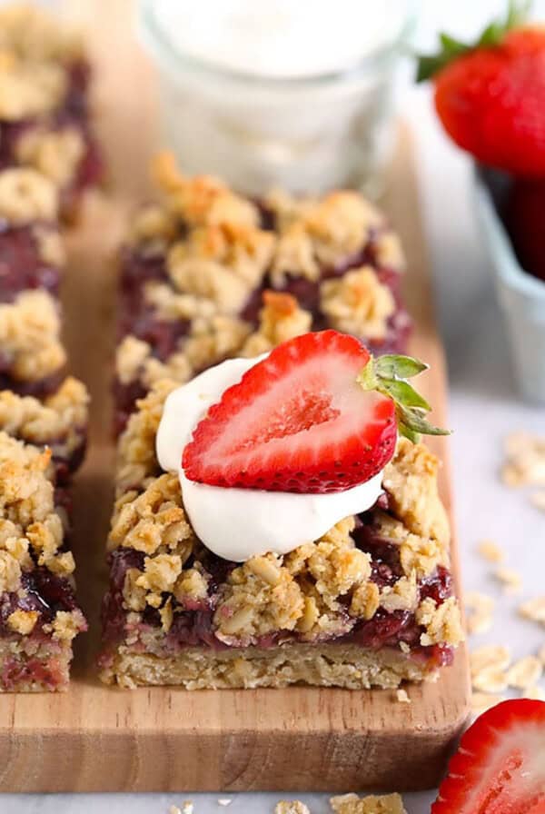 strawberry oatmeal bars